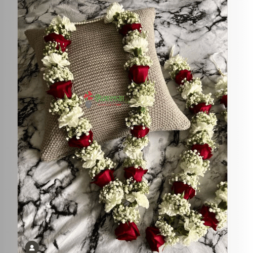 Red Rose, White carnation & gypsy Garland Design 017